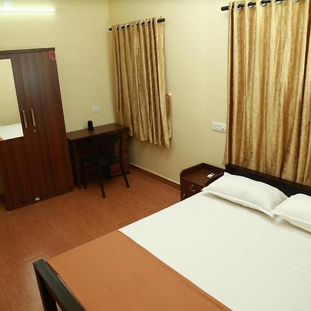 Krupa Residency Kanjirapalli Exterior foto
