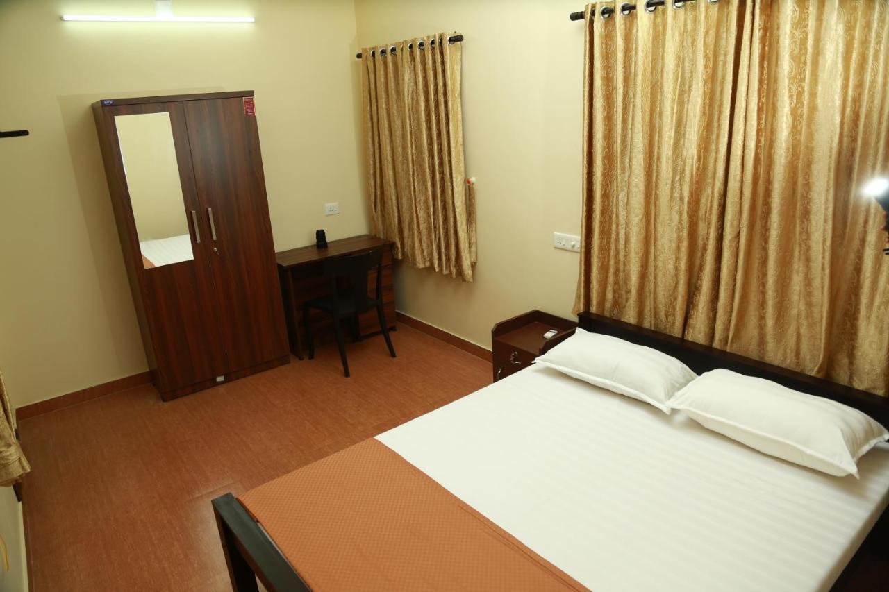 Krupa Residency Kanjirapalli Exterior foto