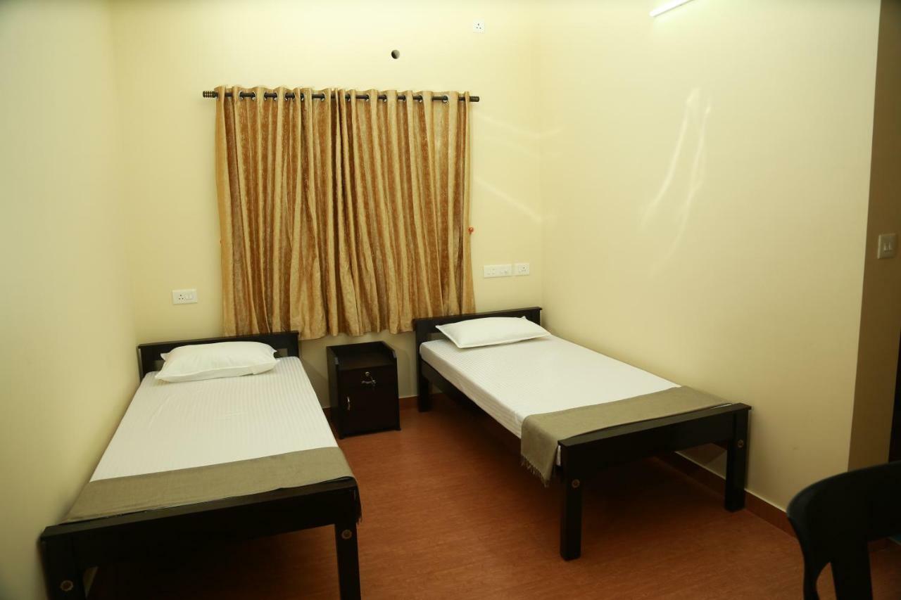Krupa Residency Kanjirapalli Exterior foto